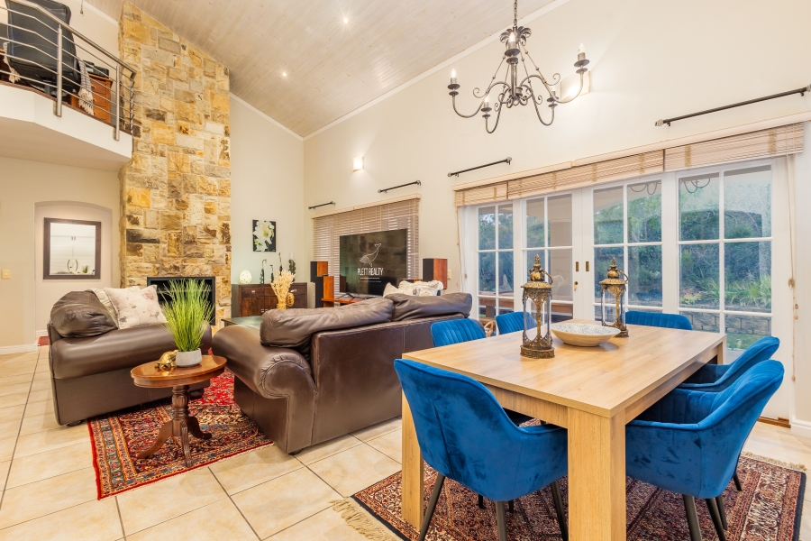 4 Bedroom Property for Sale in Schoongezicht Western Cape